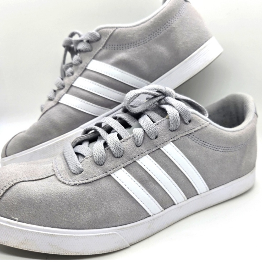 Adidas Women's Courtset Light Gray Suede Lace Up Sneakers Size 8